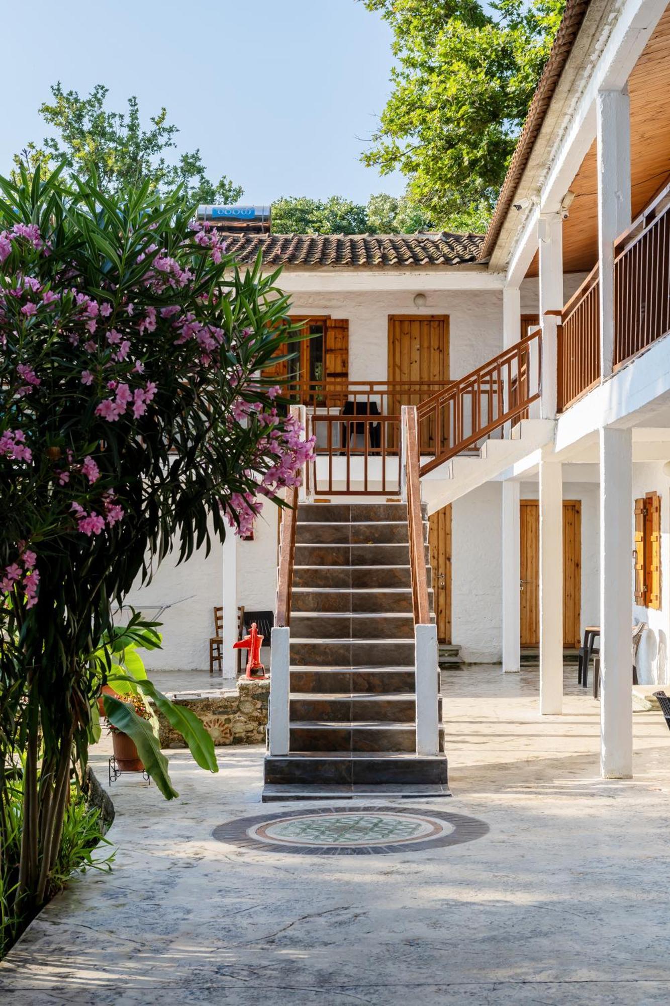 Hotel Kókkinon Nerón Kültér fotó